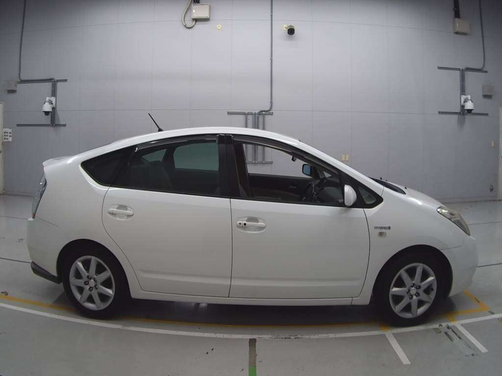 2008 Toyota Prius NHW20[2]