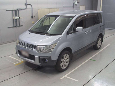 2007 Mitsubishi Delica D5