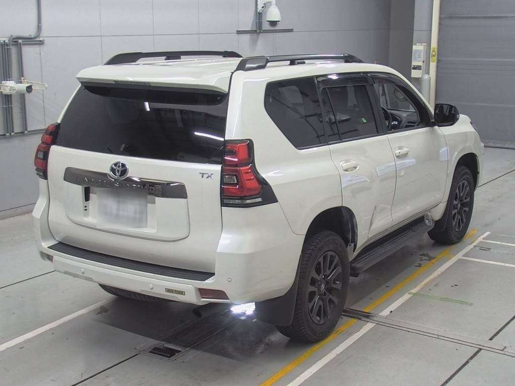 2021 Toyota Land Cruiser Prado TRJ150W[1]