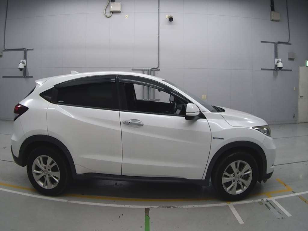 2014 Honda VEZEL RU3[2]