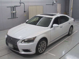 2013 Lexus LS