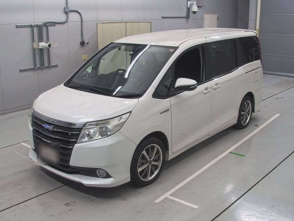 2014 Toyota Noah ZWR80G[0]