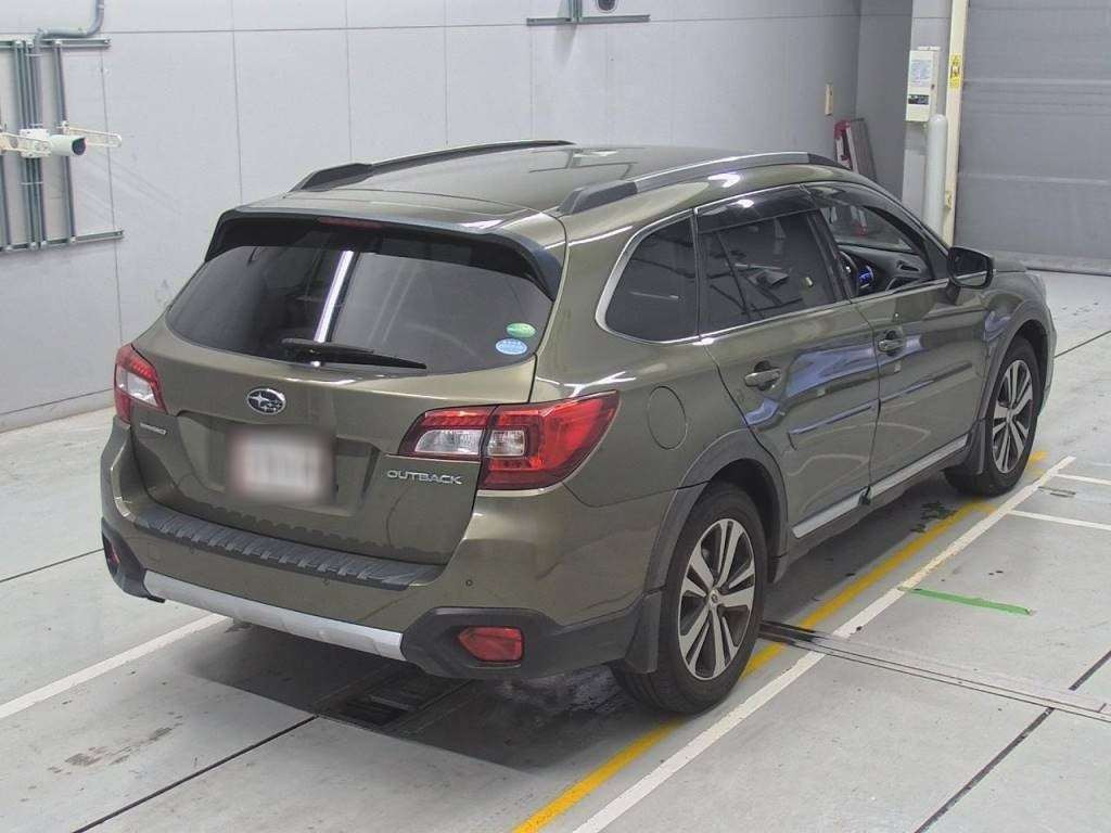 2017 Subaru Legacy Outback BS9[1]