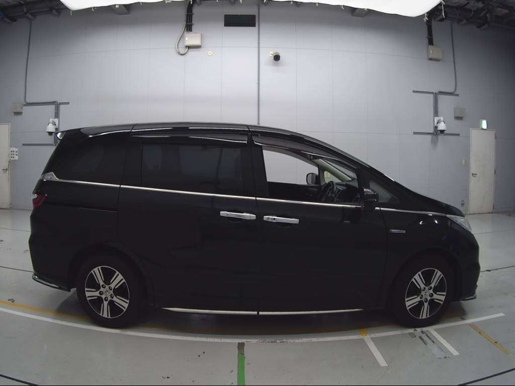 2017 Honda Odyssey Hybrid RC4[2]