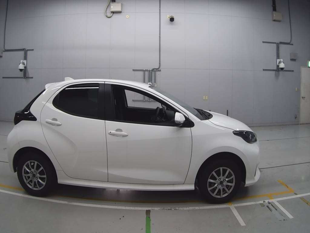 2023 Toyota YARIS MXPA15[2]