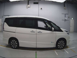 2017 Nissan Serena