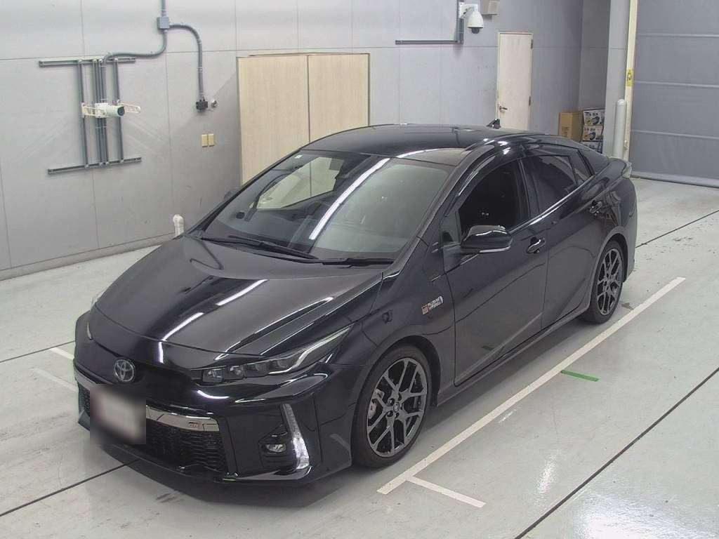 2019 Toyota Prius PHV ZVW52[0]