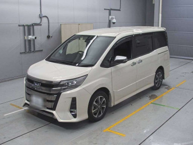 2020 Toyota Noah