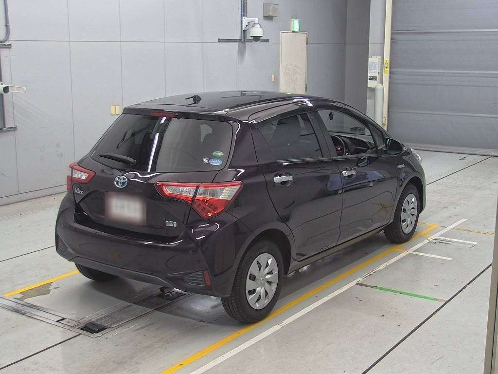 2018 Toyota Vitz NHP130[1]