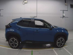 2021 Toyota YARIS CROSS