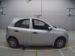 2011 Nissan March