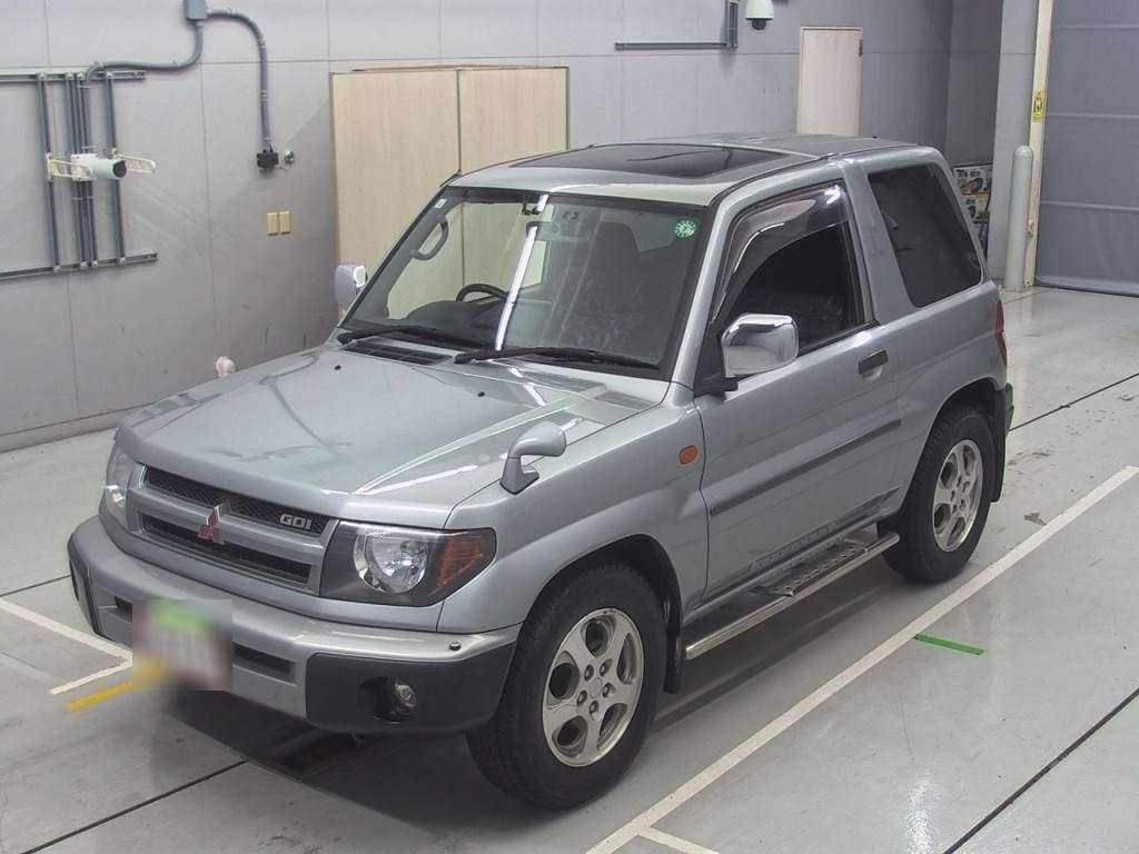 1999 Mitsubishi Pajero iO H66W[0]