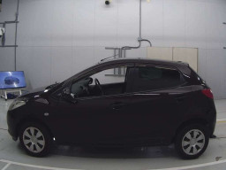 2011 Mazda Demio