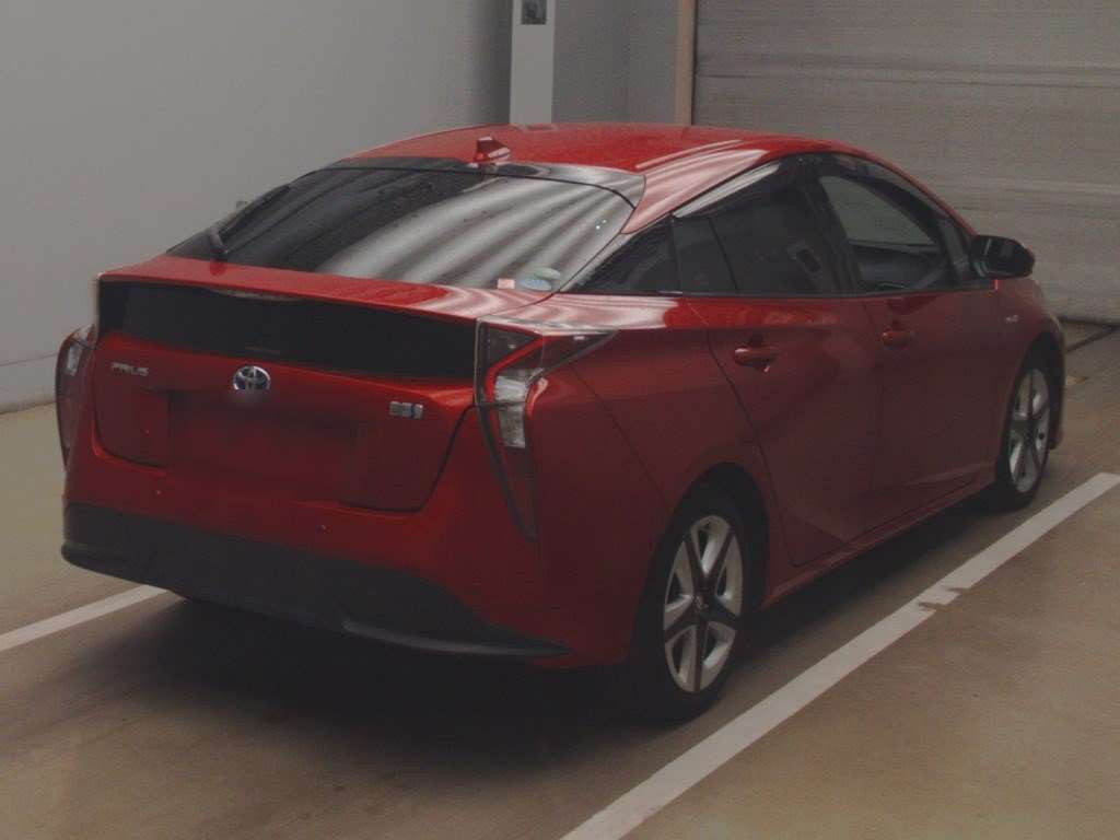 2017 Toyota Prius ZVW51[1]