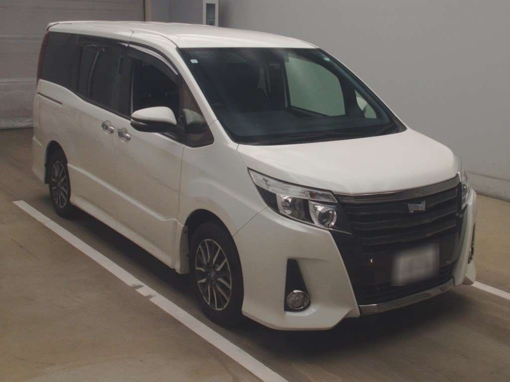 2016 Toyota Noah ZRR80W[2]