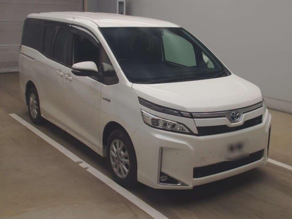 2019 Toyota Voxy ZWR80G[2]