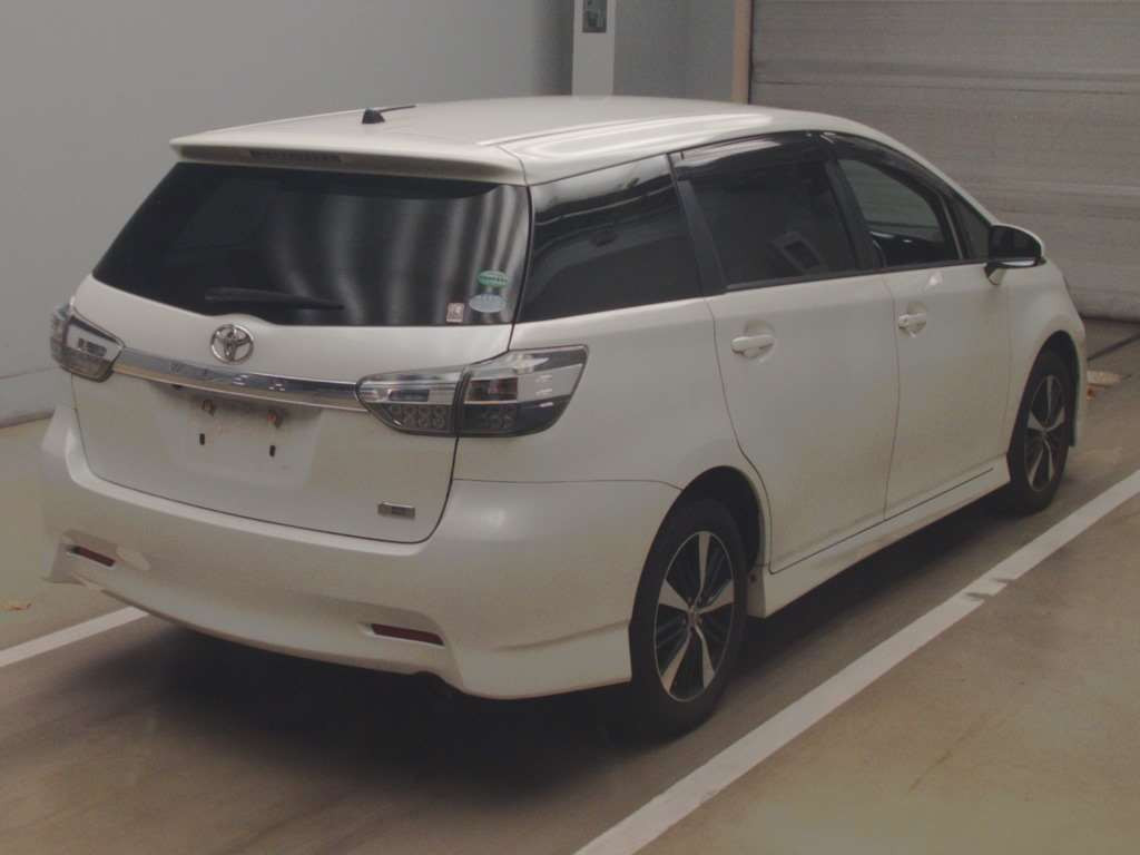 2015 Toyota Wish ZGE20W[1]