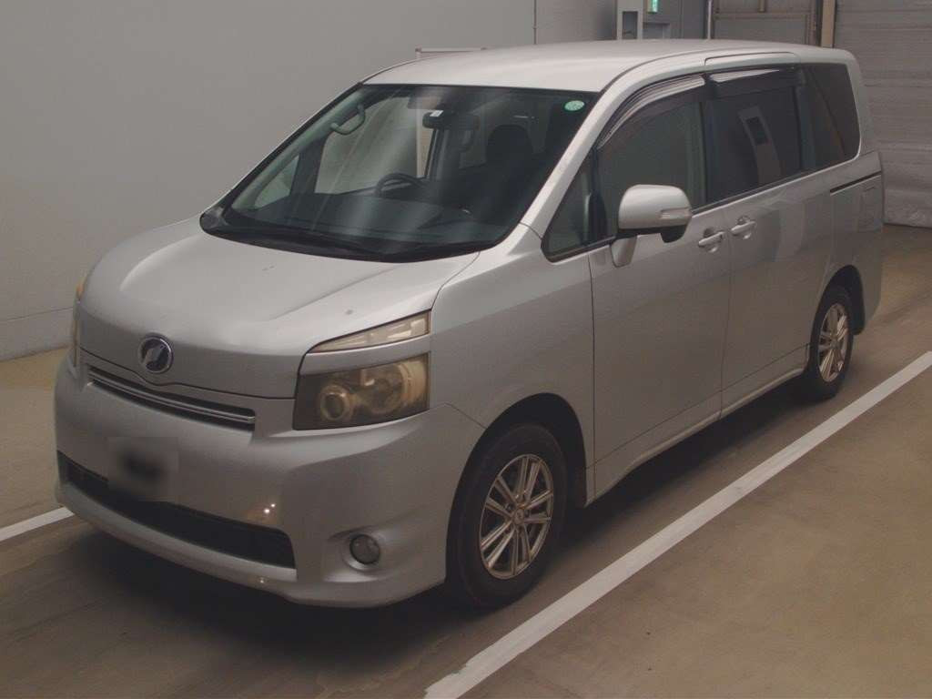 2010 Toyota Voxy ZRR70G[0]