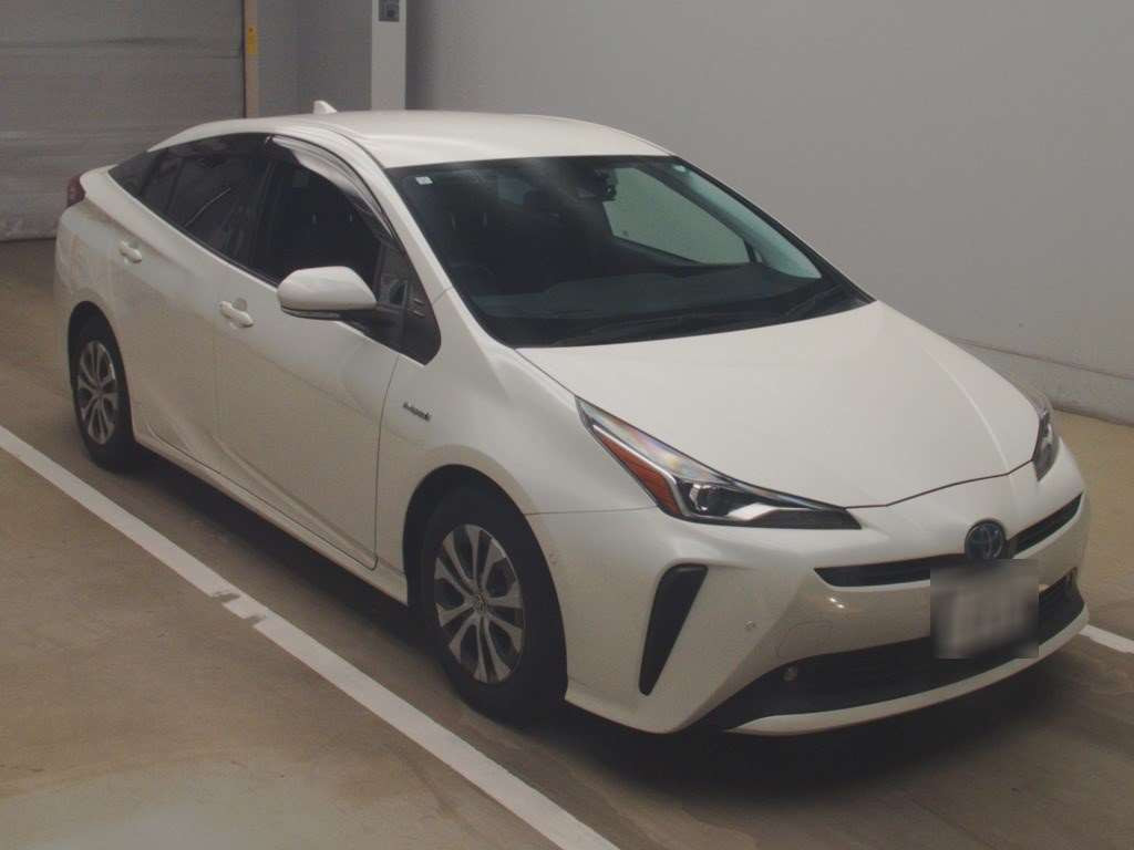 2019 Toyota Prius ZVW51[2]