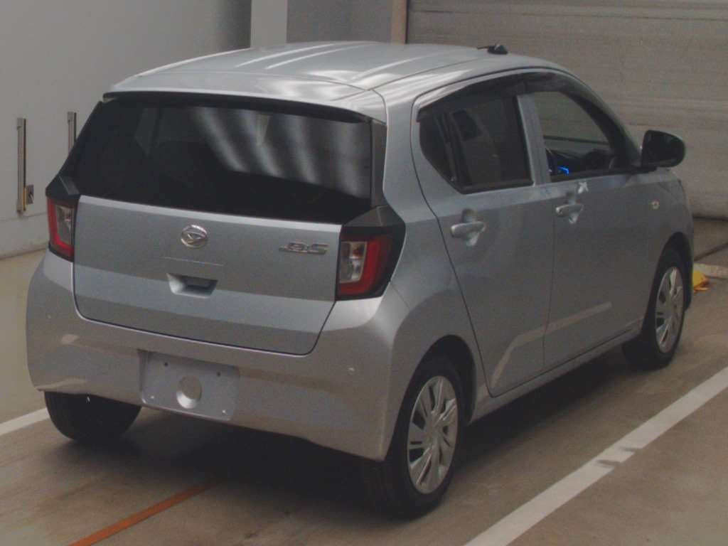 2021 Daihatsu Mira es LA350S[1]