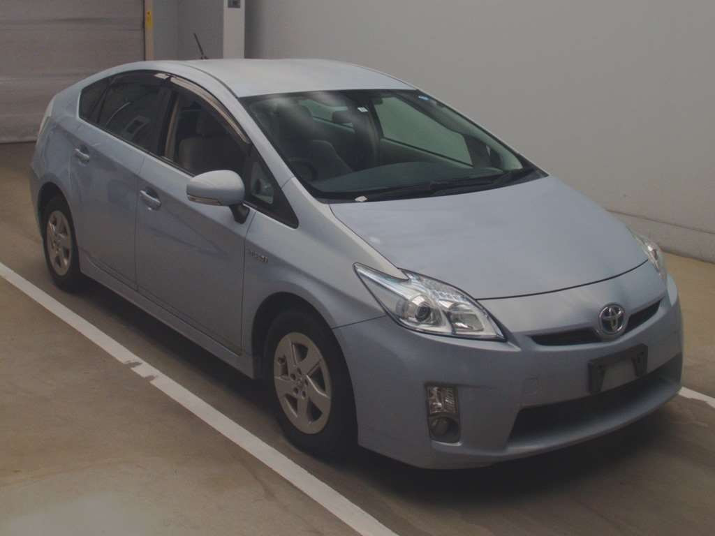 2009 Toyota Prius ZVW30[2]