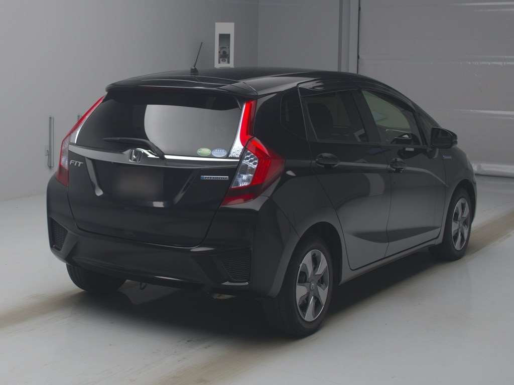 2016 Honda Fit Hybrid GP5[1]