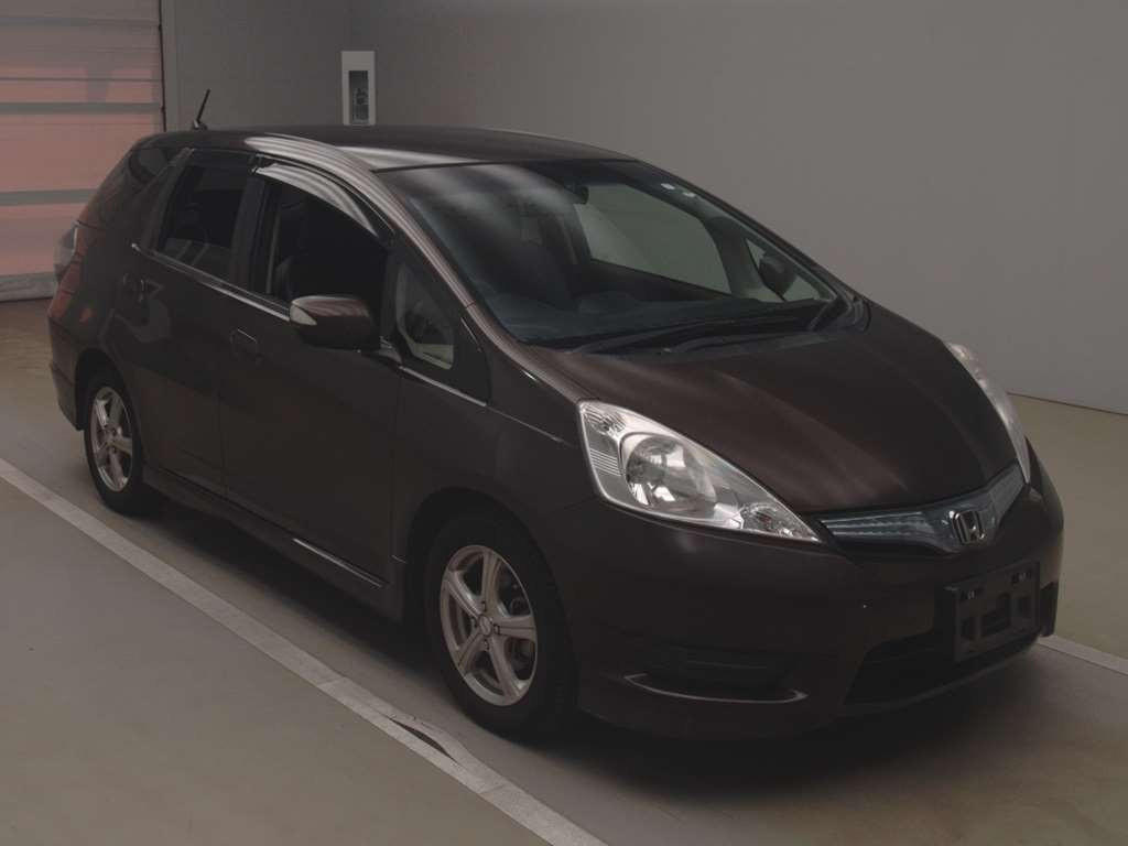 2011 Honda Fit Shuttle Hybrid GP2[2]