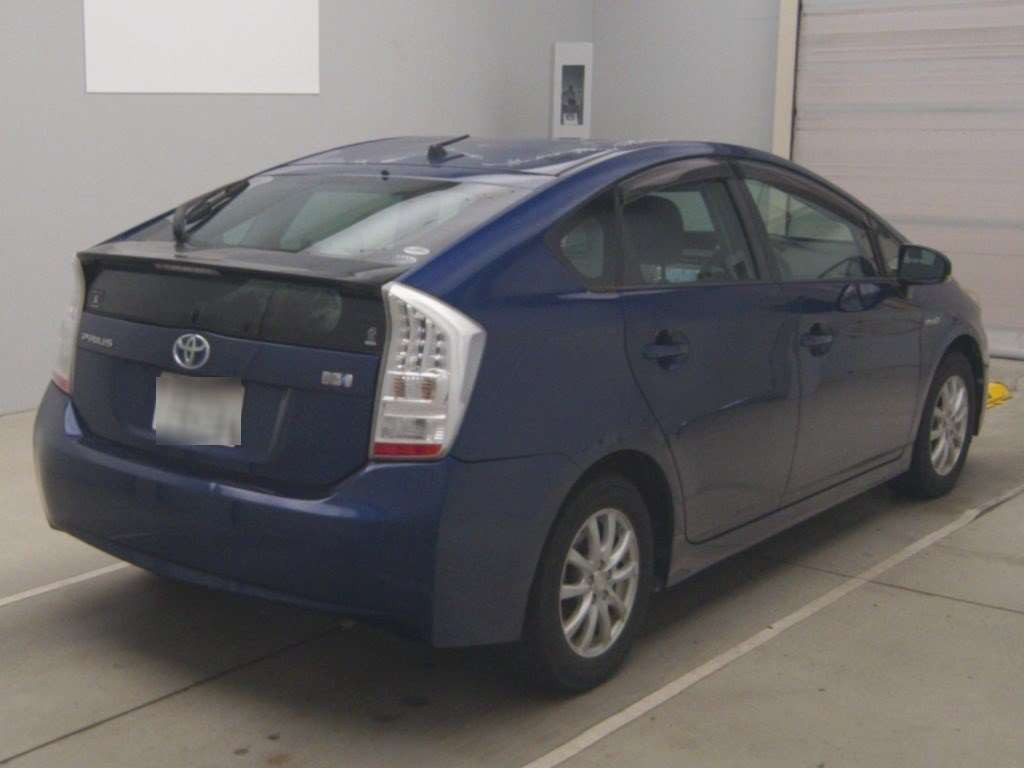 2010 Toyota Prius ZVW30[1]