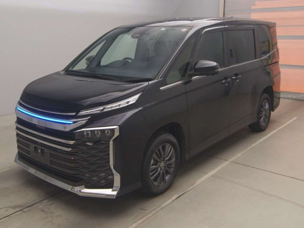 2022 Toyota Voxy ZWR95W[0]