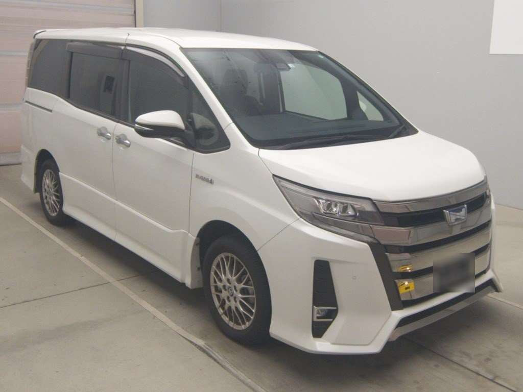 2020 Toyota Noah ZWR80W[2]