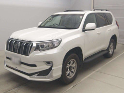 2020 Toyota Land Cruiser Prado