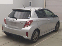 2011 Toyota Vitz