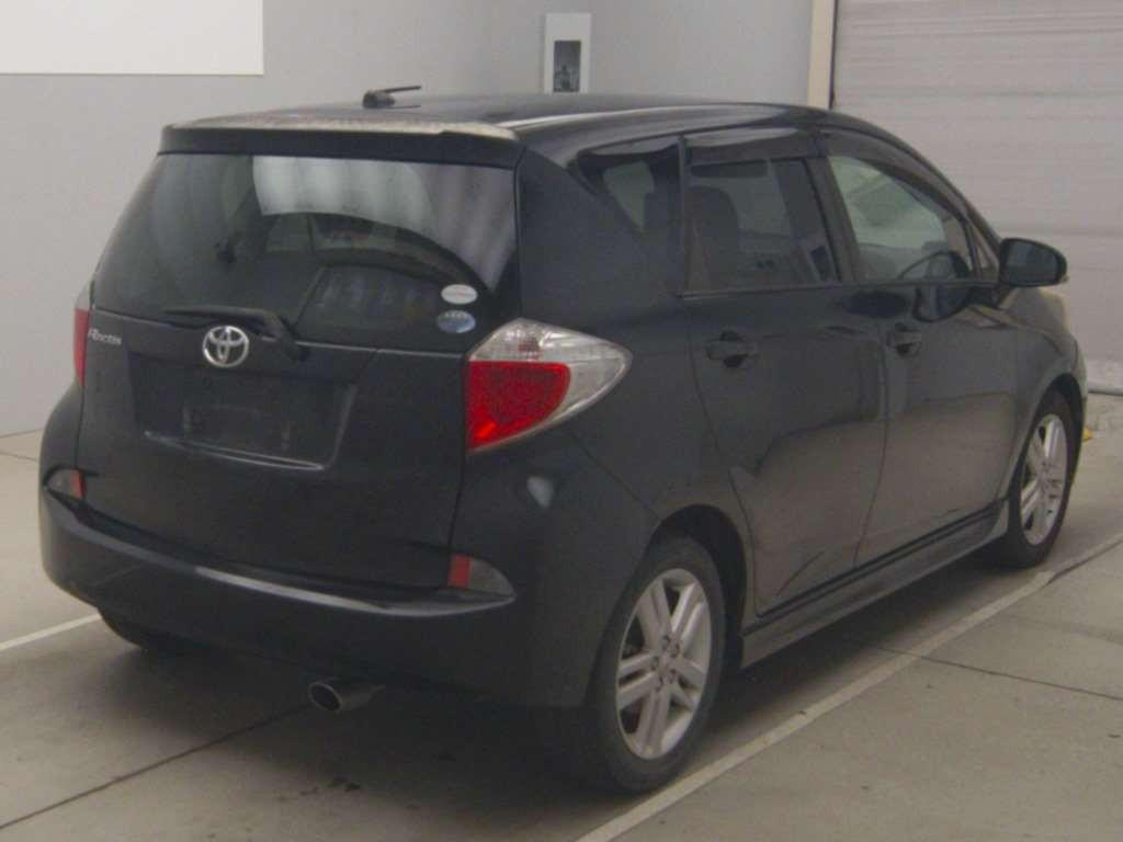 2011 Toyota Ractis NCP120[1]