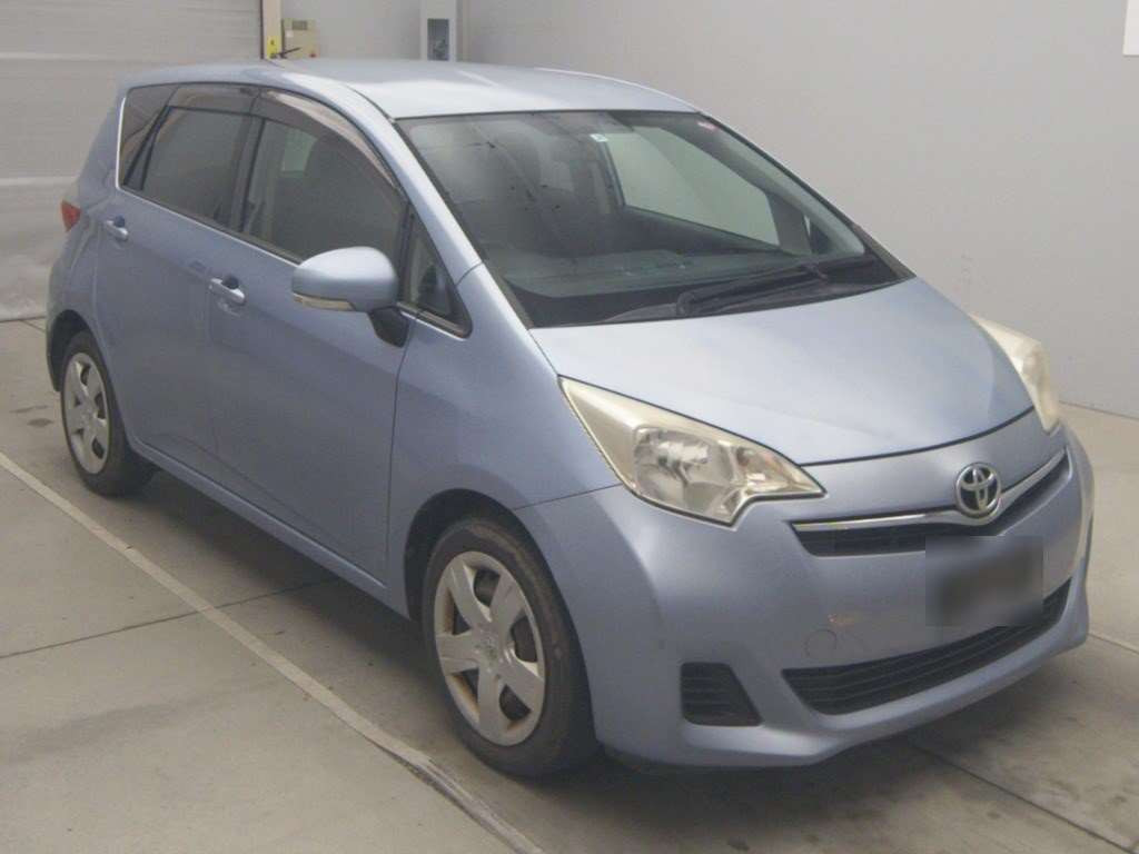 2011 Toyota Ractis NCP120[2]