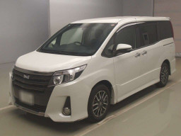 2016 Toyota Noah