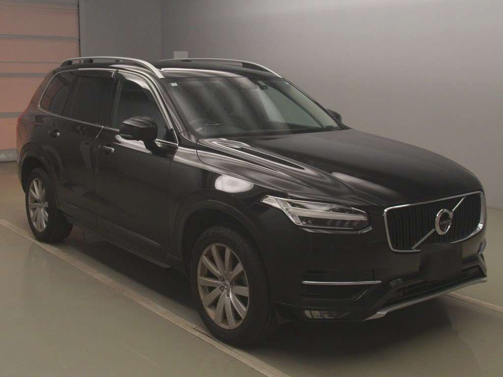 2017 Volvo XC90 LB420XC[2]