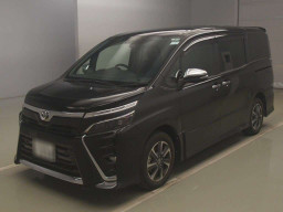 2021 Toyota Voxy