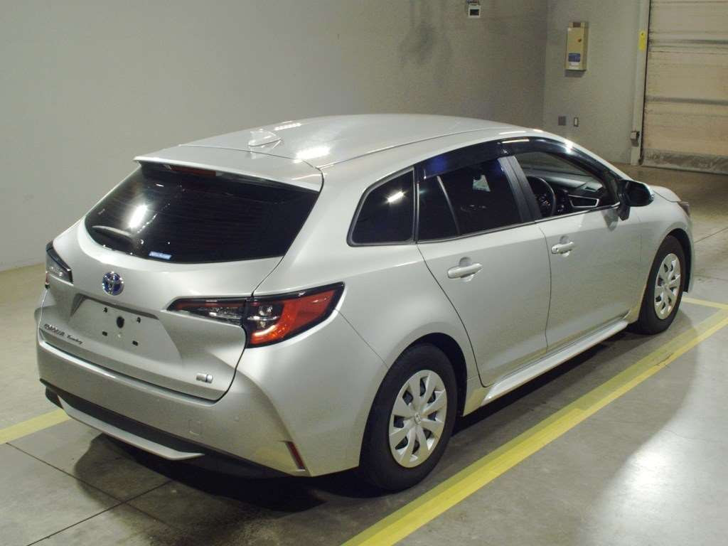 2021 Toyota Corolla Touring Wagon ZWE214W[1]