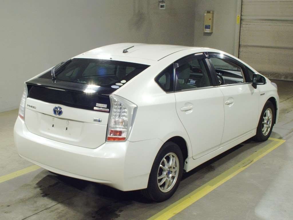 2012 Toyota Prius ZVW30[1]