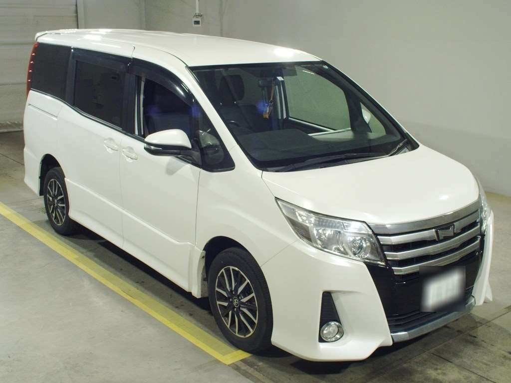 2015 Toyota Noah ZRR85W[2]