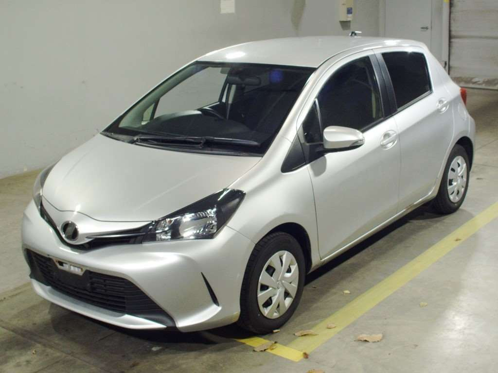 2015 Toyota Vitz NSP130[0]