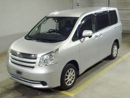 2009 Toyota Noah