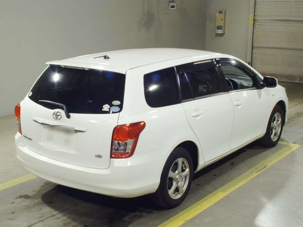 2011 Toyota Corolla Fielder NZE141G[1]