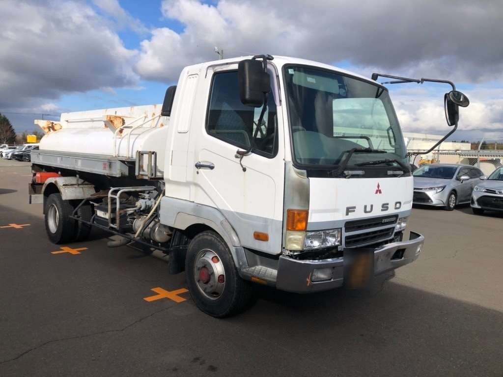 2001 Mitsubishi Fuso Fighter FK61HG[2]