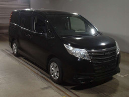 2015 Toyota Noah