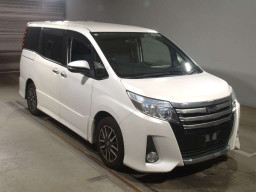 2015 Toyota Noah