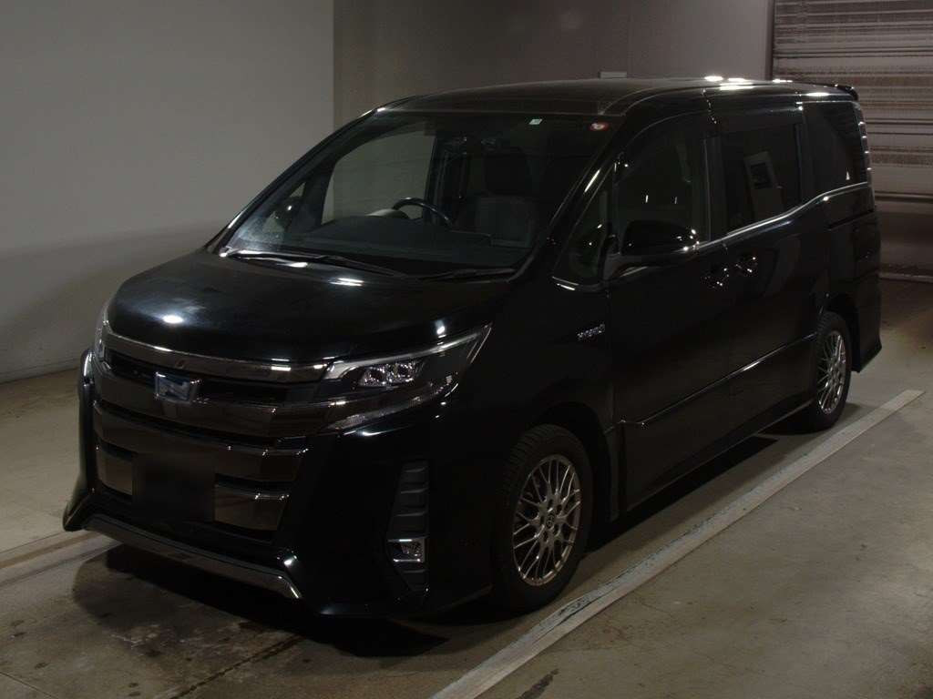 2019 Toyota Noah ZWR80W[0]