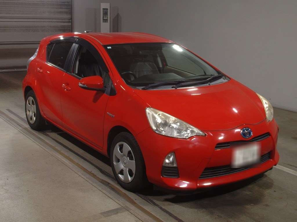 2021 Toyota YARIS KSP210[2]