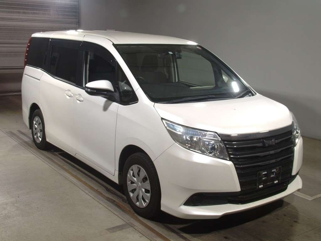 2015 Toyota Noah ZRR80G[2]