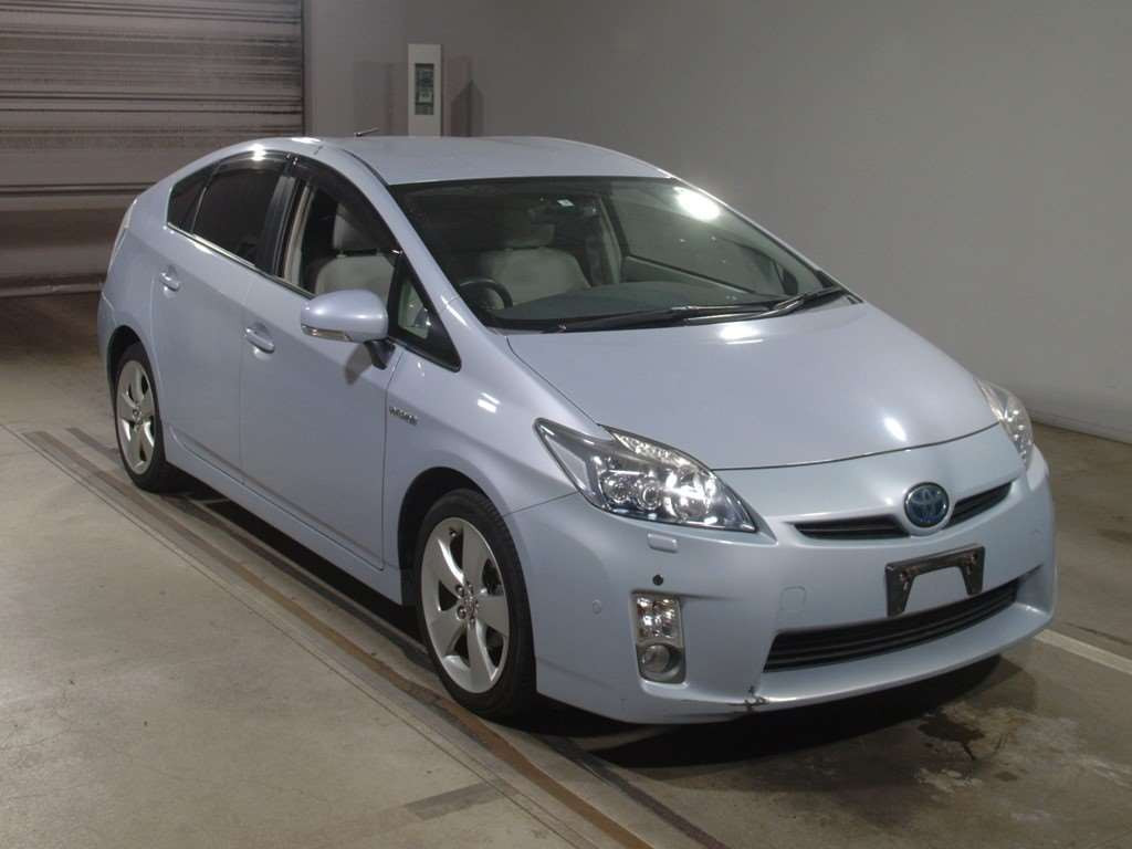 2009 Toyota Prius ZVW30[2]